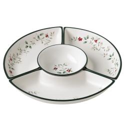 Pfaltzgraff 'Winterberry' 4-piece Earthware Serving Set 