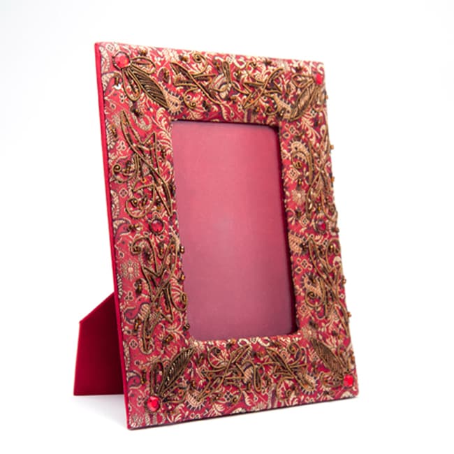 Best Shopping Red and Coffee Jeweled & Embroidered Photo Frame (India)