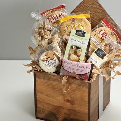 Creative Design Group Petite Gift Basket
