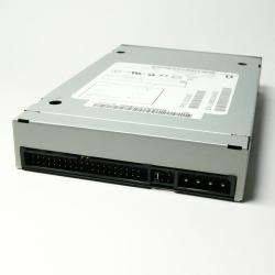 Iomega 32572 750MB 3.5-inch Internal Zip Drive (Refurbished)