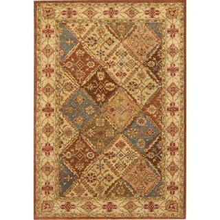 Safavieh Handmade Diamonds Bakhtiari Beige Wool Rug (6' x 9')