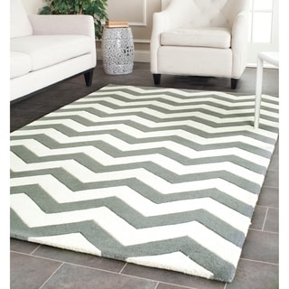 Handmade Chevron Dark Grey/ Ivory Wool Rug (6' x 9')