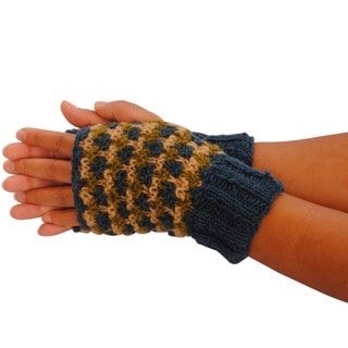 Popcorn Knit Handwarmer (Nepal)-Image