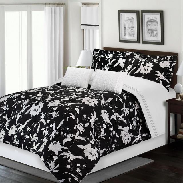 Alberta Black/ White 6 piece King size Comforter Set  
