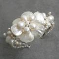 Cute White Shell Flower and Pearl Beaded Cuff (7-20 mm) (Thailand)
