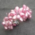 Trendy 7-flower Pink Pearl and Crystal Cuff (15-17 mm) (Thailand)