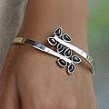 Sterling Silver 'Tropical' Onyx Cuff Bracelet (Indonesia)