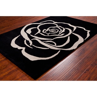 Allie Handmade White Rose Wool Rug (5' x 7'6)