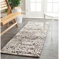 Deco Inspired Beige/ Light Grey Rug (2'3 x 7')