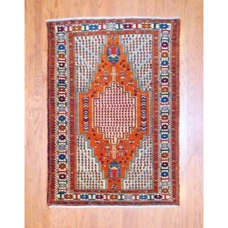 Persian Hand-knotted Tribal Kurdish Rust/ Ivory Wool Rug (4'3 x 6')