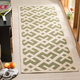 Safavieh Green/ Bone Indoor Outdoor Rug (2'2 x 12')