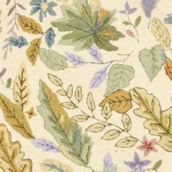 Hand-hooked Chelsea Gardens Ivory/ Multi Wool Rug (4' Round)