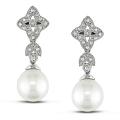 18k Gold South Sea Pearl and 1/4ct TDW Diamond Earrings (H-I, I1-I2) (10-11 mm)