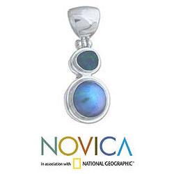 Sterling Silver 'Eclipse of Blue' Pearl Pendant (14 mm) (Indonesia)