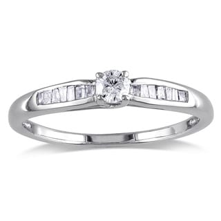 Miadora Sterling Silver 1/4ct TDW Diamond Promise Ring (H-I, I2-I3)