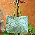 Cotton 'Emerald Honeycomb' Medium Tote Handbag (Guatemala)
