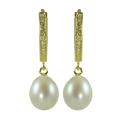 14k Gold/ Silver Pearl and 1/10ct TDW Diamond Earrings (I-J, I1-I2) (8.5-9 mm)