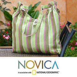 Handcrafted Cotton 'Summer Meadow' Medium Tote Handbag (Guatemala)