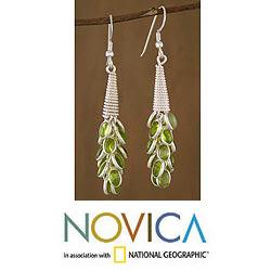 Sterling Silver 'Lemon Bouquet' Peridot Cluster Earrings (India)