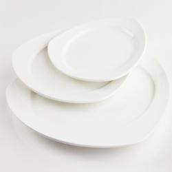 Infinity 10-inch Tri Round Plates (Case of 24)