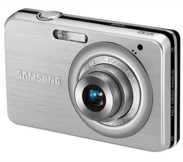 Samsung ST30 10MP Silver Digital Camera