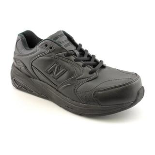 New Balance Women's 'WW927' Leather Athletic Shoe - Narrow (Size 6)