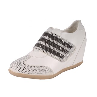 Liliana by Beston Women's 'Kris' White Hidden Wedge Sneakers