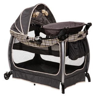 Eddie Bauer Complete Care Playard in Colfax