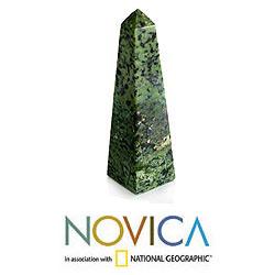 Hand-carved Jade 'Prosperity' Large Obelisk Sculpture (Peru)