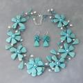 Turquoise and Pearl Modern Floral Link Jewelry Set (3-5 mm) (Thailand)