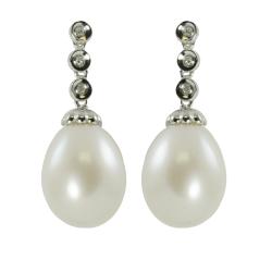 Pearls For You Silver Freshwater Pearl and Diamond Earrings (8.5-9 mm)(H-I, I-3)