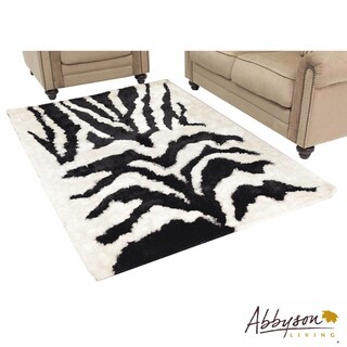 Abbyson Living Black and White Plush Shag Rug