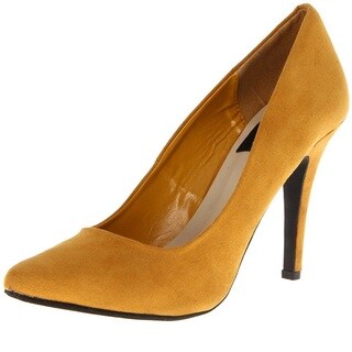 Fahrenheit Women's 'CR-01' Pointed-toe Pumps