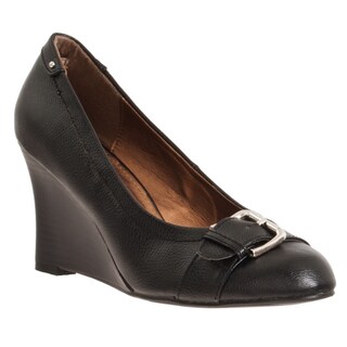 Riverberry Women's 'Firefox' Buckle-toe Wedges