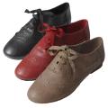Journee Collection Women's 'Vabene-16' Faux Leather Wingtip Flats
