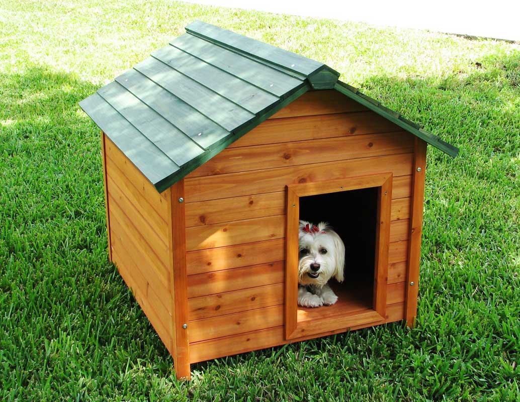 Crown Pet Products Small Classic Cedar Dog House - 13841208 