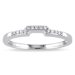 Miadora 10k White Gold Diamond Wedding Band