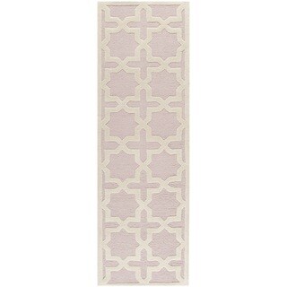 Safavieh Handmade Cambridge Moroccan Light Pink Wool Rug (2'6 x 12')