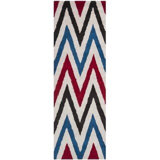 Handmade Moroccan Chevron Ivory Wool Rug (2'3 x 7')