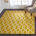 Handmade Indoor/ Outdoor Capri Gold Rug (5'0 x 7'6)
