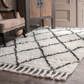 Hand-knotted Moroccan Trellis Natural Shag Wool Rug (5' x 8')