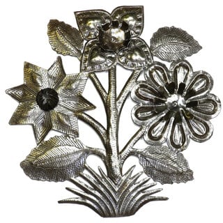 Hamdmade 'Flowers' 15-inch Metal Wall Art (Haiti)