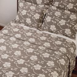 Isadora Khaki Matelasse Full-size Bedspread