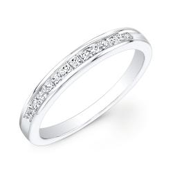14k White Gold 1/4ct TDW Channel-set Princess Diamond Band (H-I, I1)