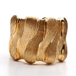 Henry Dunay 18k Yellow Gold 'Sabbi' Ring (Size 6.25)