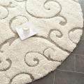 Ultimate Cream/ Beige Shag Rug (6' 7 Round)