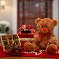'Big Hugs & True Love' Teddy Bear and Chocolate Gift Set