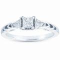 14k White Gold 1/2ct TDW Diamond 3-stone Ring (H-I, I1-I2)
