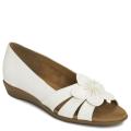 A2 by Aerosoles Women's 'Baccarat' White Flower Sandals