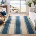 Safavieh Hand-woven Navajo Kilim Blue/ Ivory Wool Rug (8' x 10')